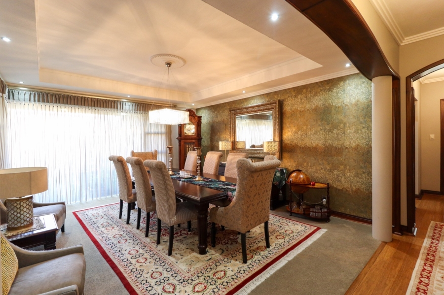 4 Bedroom Property for Sale in Heuwelsig Free State